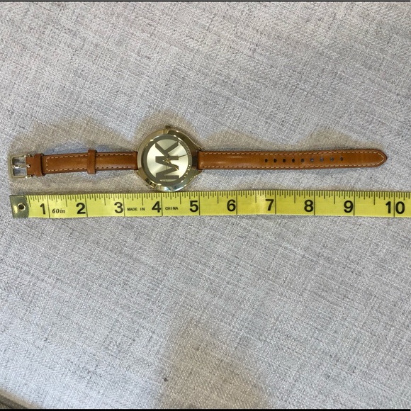 Michael Kors Slim Runway Watch - Picture 9 of 16